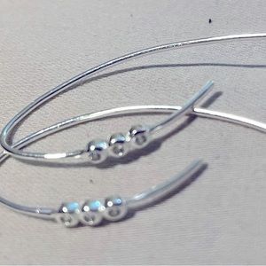 Stella and Dot silver earring